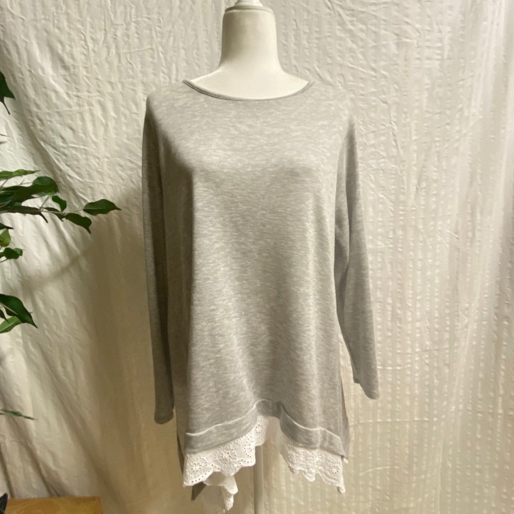 Gray lace hem top